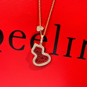 精仿名牌饰品原单货Qeelin麒麟中号红玛瑙蕾丝葫芦项链