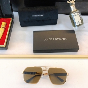 高仿一比一杜嘉班纳太阳镜DOLCE&GABBANA杜嘉班纳不规则边框太阳眼镜